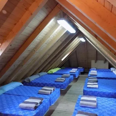 Refugi D' Alos Albergue